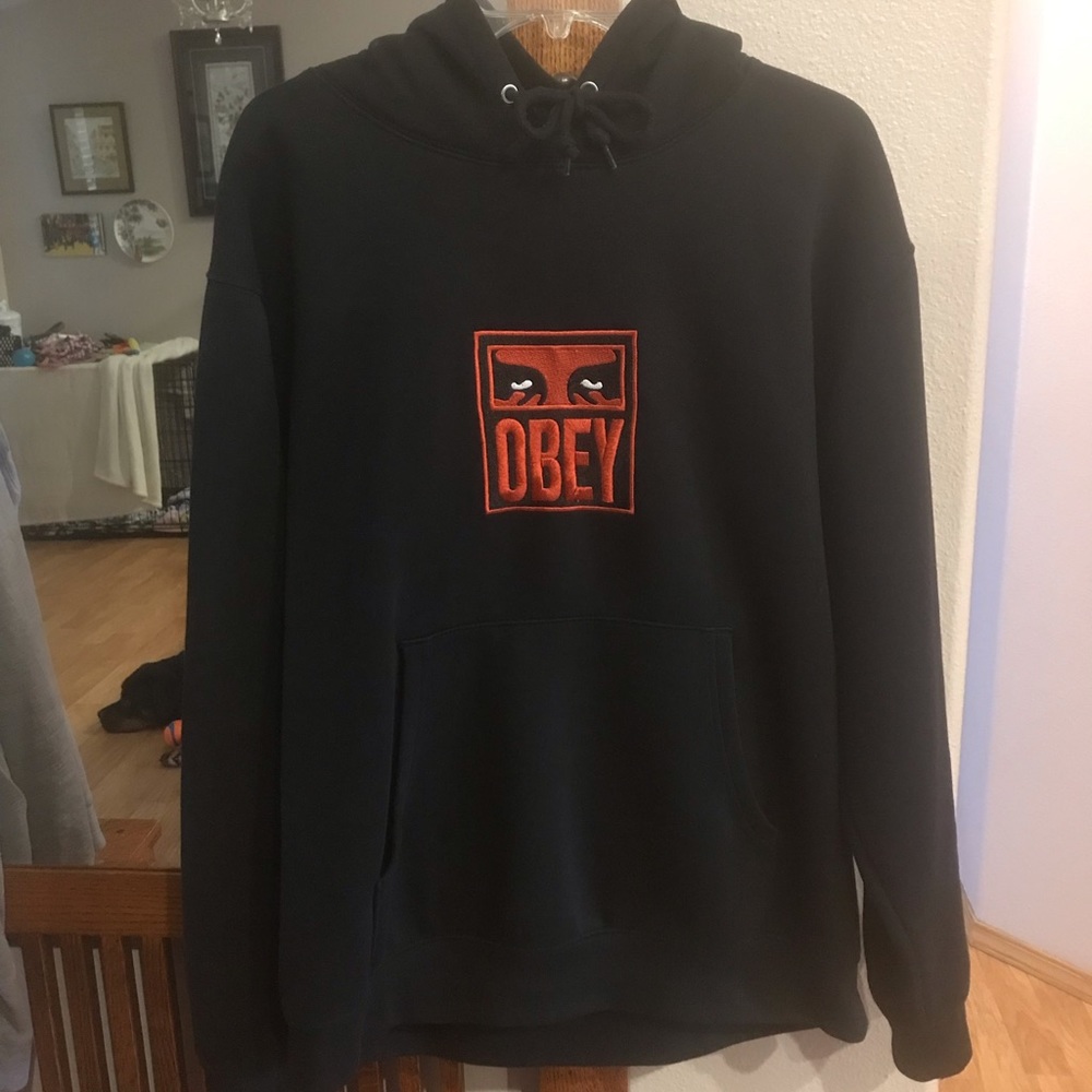 Men’s Obey Subvert Eyes Size Large Hoodie